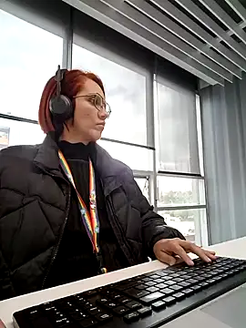 your red rose  online show from January 2025 02:58:01 PM