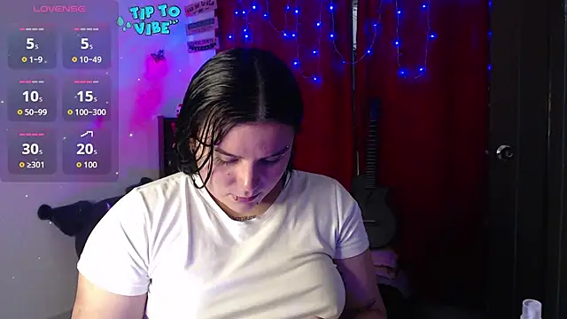 Nika 1  online show from October 2025 07:58:02 PM