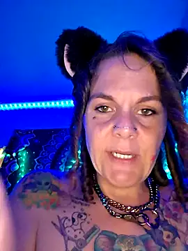 Snapshot of thatonespicychick chatting on September 2025 11:19:01 PM thatonespicychick online show from September 2025 11:19:01 PM