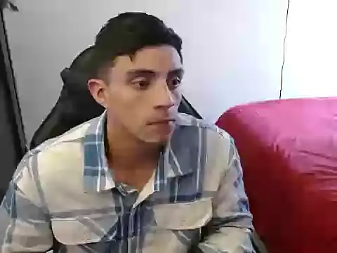 Snapshot of kv___xxx_ chatting on October 2025 08:10:01 PM kv   xxx  online show from October 2025 08:10:01 PM