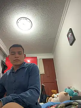 Snapshot of stiven-p23 chatting on April 2026 03:52:01 AM stiven-p23 online show from April 2026 03:52:01 AM