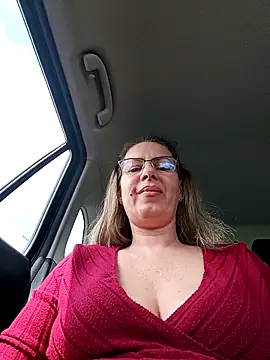 Snapshot of uber_babe chatting on May 2026 09:47:01 AM uber babe online show from May 2026 09:47:01 AM