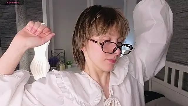 EthalBuffkin online show from April 2026 07:18:02 PM