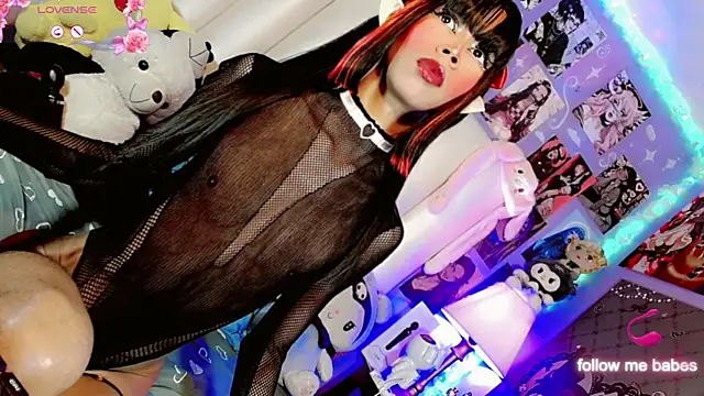 Snapshot of Jadee_Ariell chatting on October 2025 03:43:01 PM Jadee Ariell online show from October 2025 03:43:01 PM