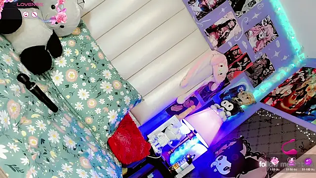 Snapshot of Jadee_Ariell chatting on October 2025 11:05:01 PM Jadee Ariell online show from October 2025 11:05:01 PM