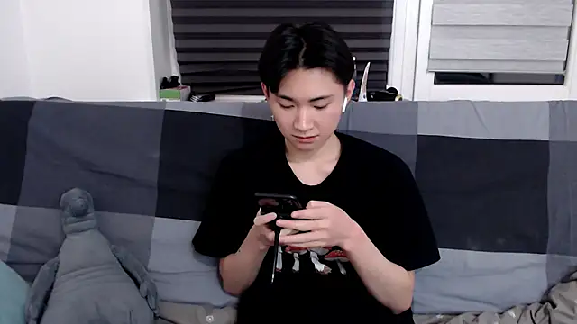 Miram Yu online show from January 2025 09:08:02 PM