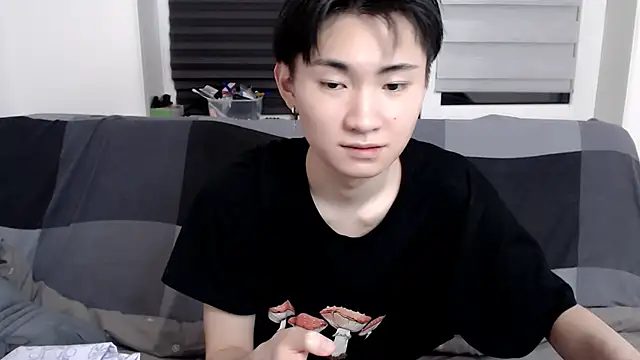 Miram Yu online show from January 2025 10:39:01 PM