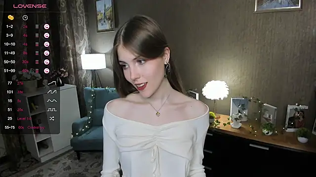 Snapshot of DarleneHatt chatting on February 2025 01:49:02 AM DarleneHatt online show from February 2025 01:49:02 AM