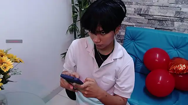 Snapshot of Eriol_ chatting on February 2025 09:17:01 PM Eriol online show from February 2025 09:17:01 PM