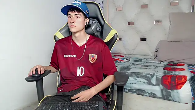 johnny cagee online show from September 2025 07:30:01 AM