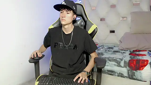 johnny cagee online show from September 2025 06:57:01 AM