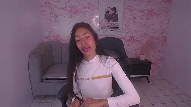 Snapshot of stephania_t chatting on December 2024 03:58:01 AM stephania t online show from December 2024 03:58:01 AM