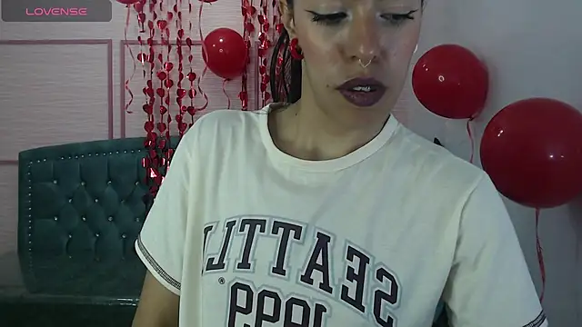Snapshot of stephania_t chatting on February 2025 01:38:02 PM stephania t online show from February 2025 01:38:02 PM