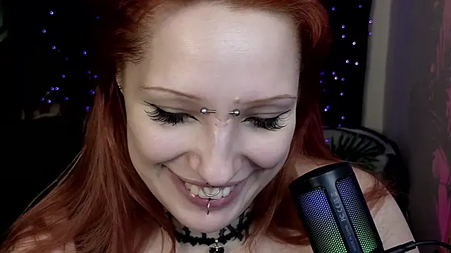 Snapshot of violetviolator chatting on February 2025 10:07:02 AM violetviolator online show from February 2025 10:07:02 AM