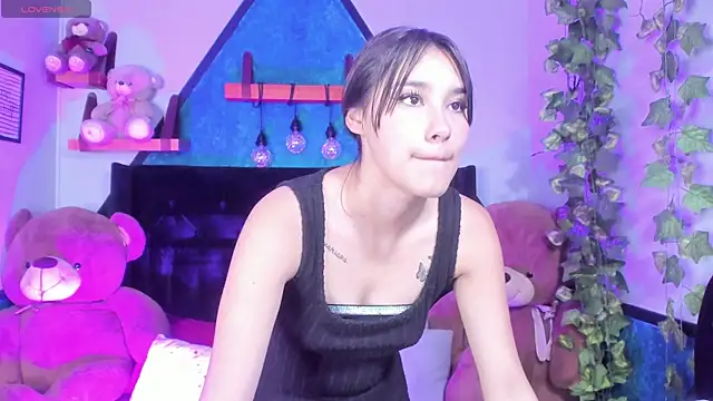  Sophie  miller online show from January 2025 08:13:02 PM