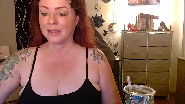 Snapshot of Nikkimastersgirl1091 chatting on May 2026 01:16:02 PM Nikkimastersgirl1091 online show from May 2026 01:16:02 PM