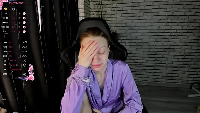 Michelle Blond online show from March 2025 07:12:02 AM