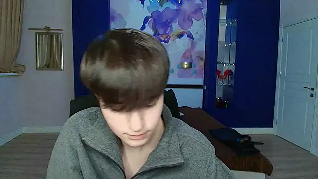 EmiliaYours online show from January 2025 03:54:02 PM