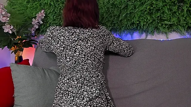 AprilAvery online show from March 2025 03:45:02 PM