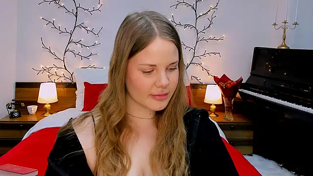 holy kitty online show from February 2025 10:19:01 AM