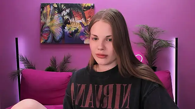 holy kitty online show from October 2025 08:15:02 PM