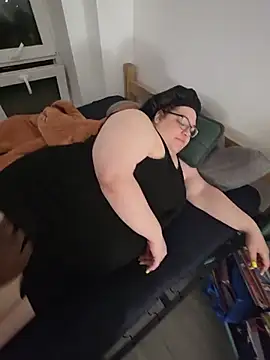 Snapshot of kelloggs202 chatting on June 2026 02:18:02 AM kelloggs202 online show from June 2026 02:18:02 AM