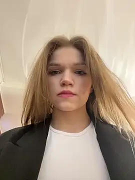 KitteCat online show from March 2025 09:51:02 AM