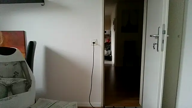 Snapshot of alpha-hunk chatting on September 2025 07:12:01 AM alpha-hunk online show from September 2025 07:12:01 AM