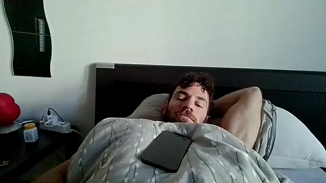 Snapshot of alpha-hunk chatting on October 2025 07:05:02 AM alpha-hunk online show from October 2025 07:05:02 AM