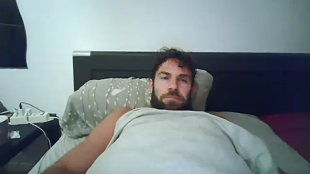 Snapshot of alpha-hunk chatting on October 2025 07:59:01 PM alpha-hunk online show from October 2025 07:59:01 PM