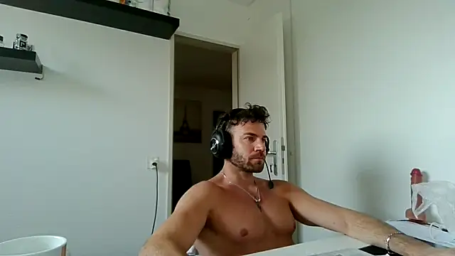 alpha-hunk online show from March 2026 09:13:01 AM