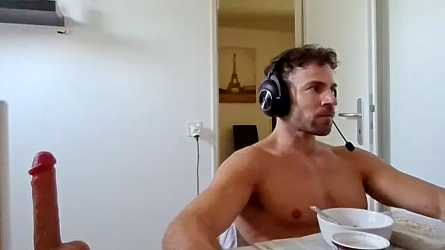 alpha-hunk online show from May 2026 10:43:01 AM