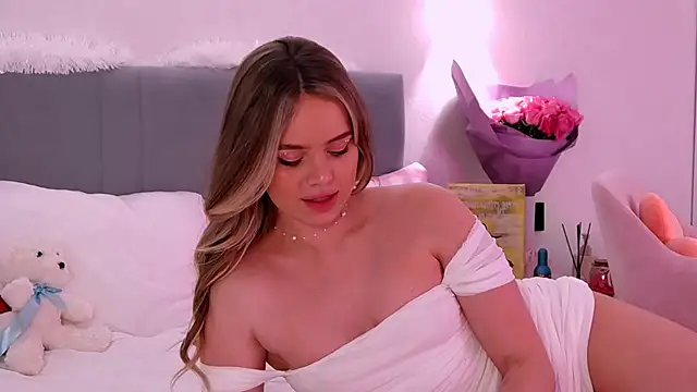 SIlviaBeyt online show from March 2025 11:14:01 PM