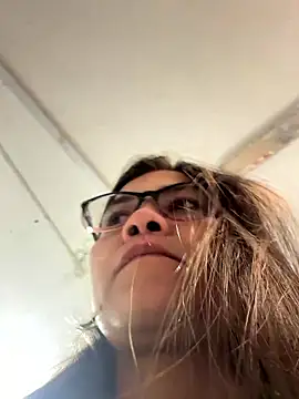 aurora divine online show from January 2026 10:58:02 PM