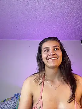 aurora divine online show from March 2026 07:04:02 PM