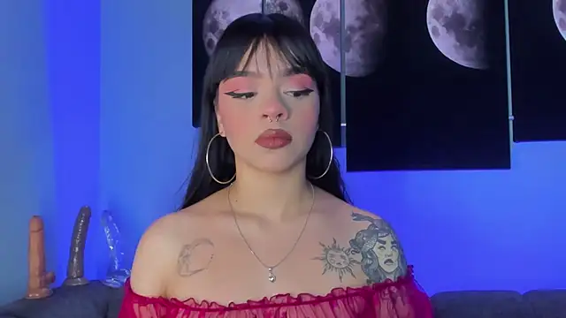 maddy walker online show from December 2024 08:54:02 PM