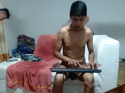 dani07- online show from March 2025 01:23:01 AM