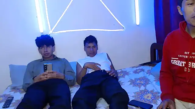 dani07- online show from October 2025 01:38:01 AM