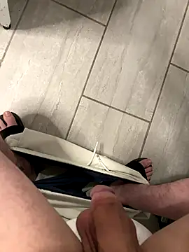 bigbeast19393 online show from November 2025 04:33:02 AM