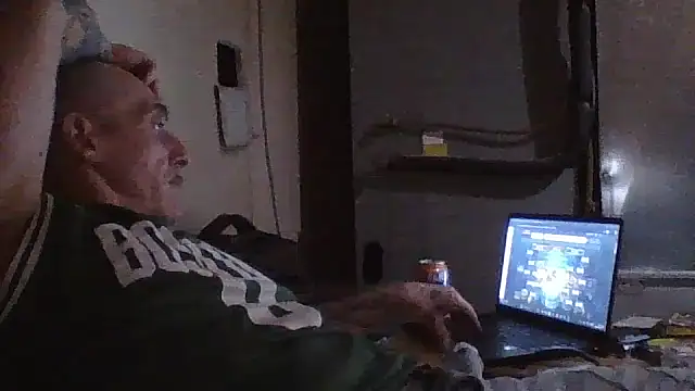 CandiedPompano online show from October 2025 09:30:01 PM