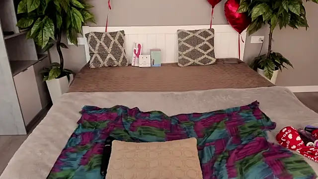 VeronikaVel online show from February 2025 01:21:02 AM