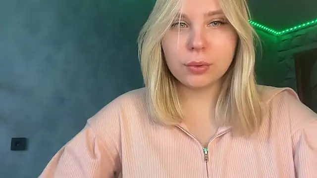 Thalia  Star online show from November 2025 09:09:02 AM