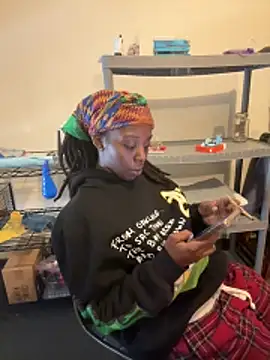 choclatepeaach online show from October 2025 06:30:02 PM