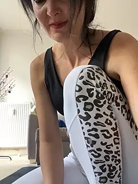 -OLYA- online show from March 2025 10:16:02 AM