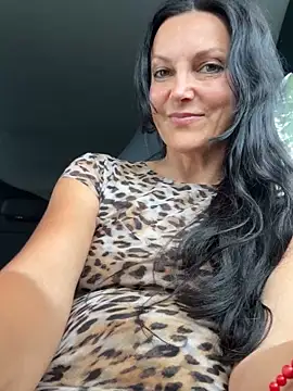 -OLYA- online show from September 2025 12:40:01 PM