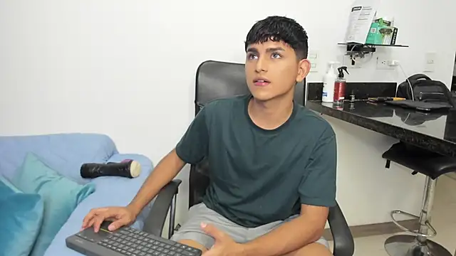 Lyam ap online show from February 2025 06:08:01 AM