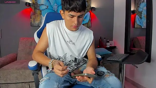 Snapshot of Lyam_ap chatting on February 2026 11:30:02 PM Lyam ap online show from February 2026 11:30:02 PM