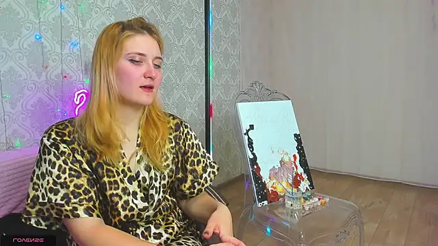 Miss Elsa  online show from March 2025 03:29:02 PM