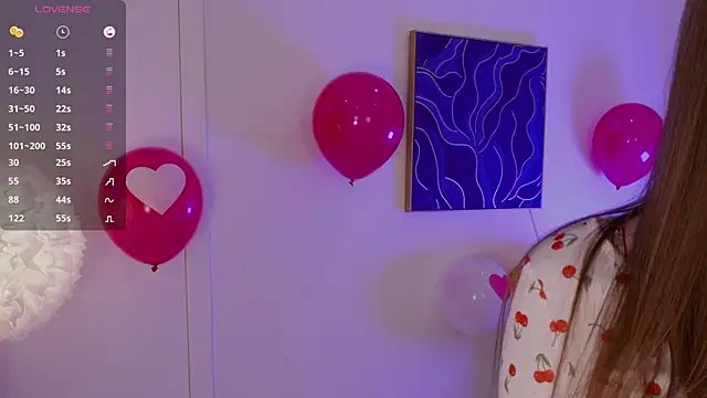 Lilly Colins online show from February 2025 03:15:02 PM