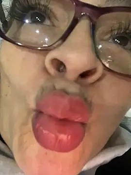 AntonellaAlondra4 online show from February 2025 12:17:01 PM